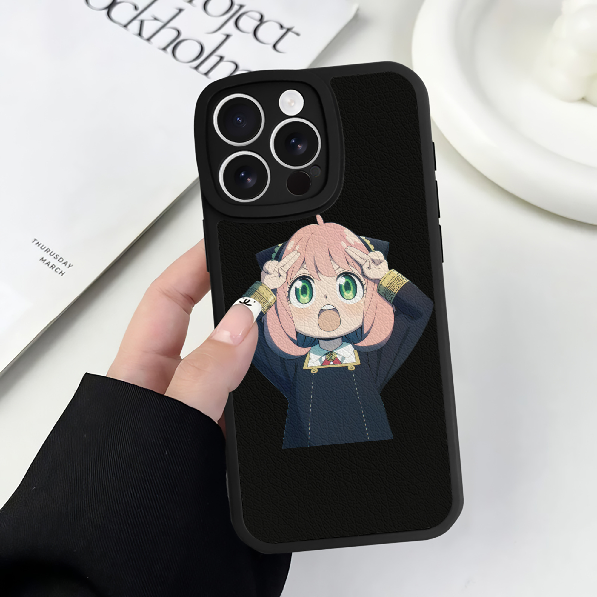 （画像用） SPY×FAMILY间谍家家酒 【iPhone 16シリーズ対応】シリコンスマホケース（レザー調） 材質：シリコン